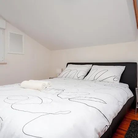 Apartman Toni Trogir