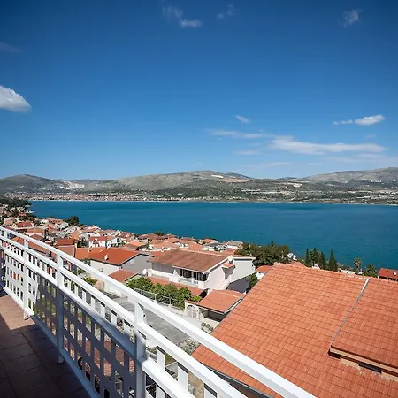Toni Trogir